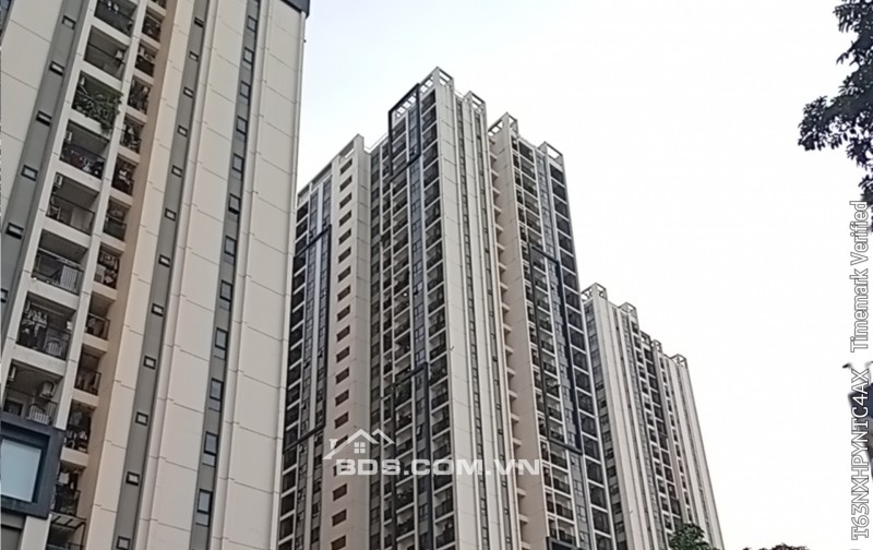Bán căn hộ 78m² Hado Centrosa Garden, Quận 10, sổ hồng sẵn, chỉ 13 tỷ.